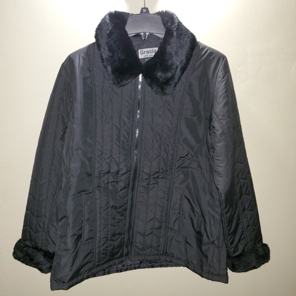 Gracia Black Zip Up Jacket – XL